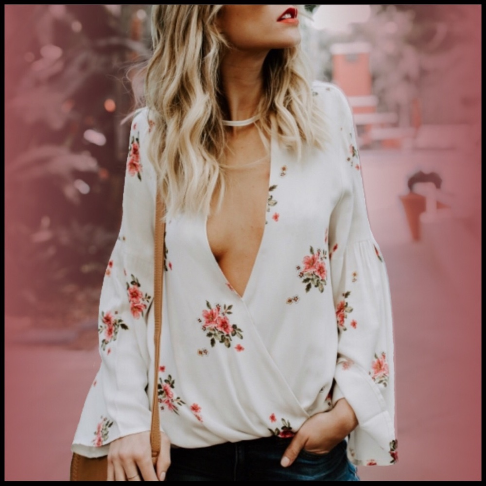 Floral Flare Sleeve Top - Picture 1 of 7